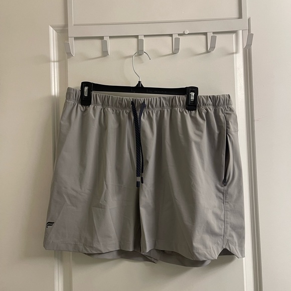 Fabletics - Picture 3 of 7